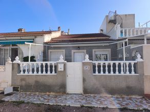 Bungalow en Torrevieja en TORREVIEJA CALLE PURCELL (CHAPARRAL)